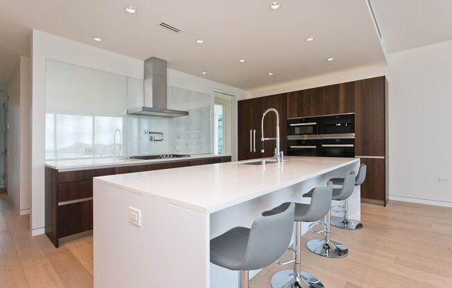 3 beds, 2.5 baths, $15,000, Unit # 2306