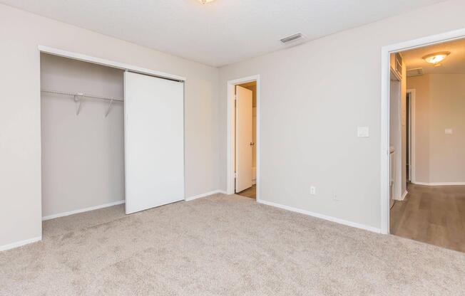 2 beds, 2 baths, 950 sqft, $1,299