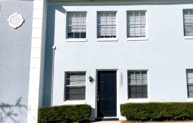 Updated One Bedroom, One Bath Apartment in the Heart of Orlando!