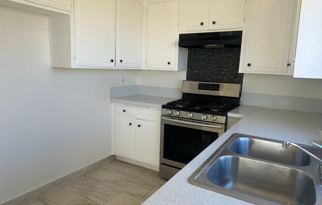 7517 - 7519 California City Blvd