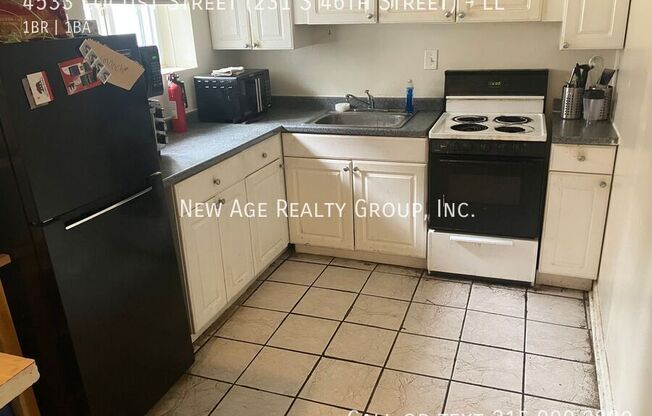 4533 Locust Street (231 S 46th Street)