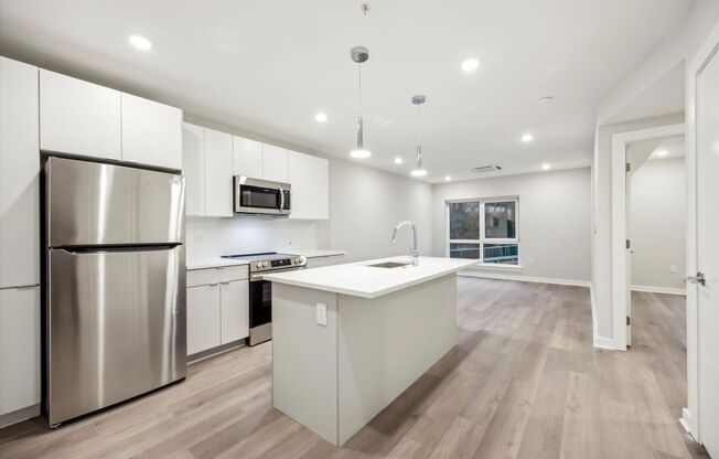 1 bed, 1 bath, 495 sqft, $1,410, Unit A310