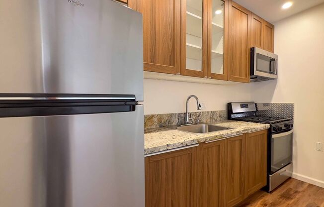 1 bed, 1 bath, $2,399, Unit 7451G