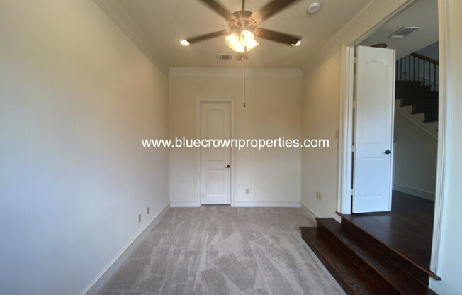 4037 WINSOR DR
