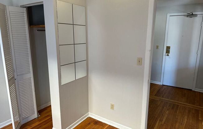 2 beds, 1 bath, 680 sqft, $1,325, Unit 202