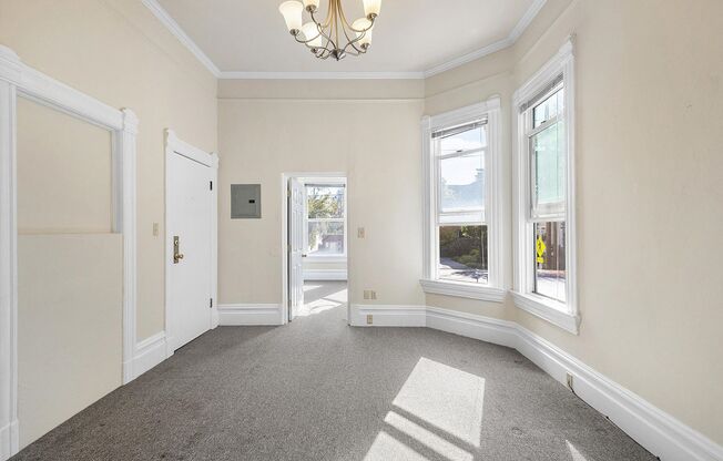 1823 Encinal Ave #C - 1+ bedroom | 1 bath | Upper unit
