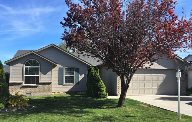 Adorable 3 bd 2 ba home in Vallievue Heights Subdivision, Caldwell, West of Indiana Ave.