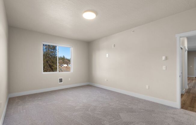 3 beds, 2 baths, 1,511 sqft, $1,995, Unit J-404