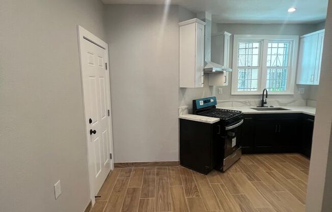 1 bed, 1 bath, $2,500, Unit 4147