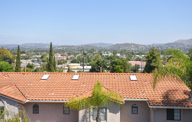 Beautiful Escondido Townhouse with beautiful View!