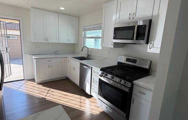 Spacious Home in Prime Pacific Beach Location