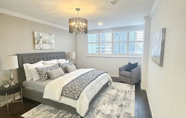 Luxury High-Rise Living at Turtle Creek – Chic 3BR Condo with Premium Amenities