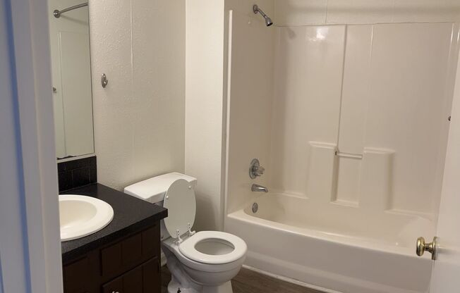 1 bed, 1 bath, 650 sqft, $895, Unit BC500A