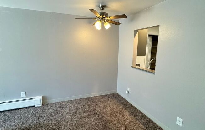 1 bed, 1 bath, 554 sqft, $895, Unit 105-B