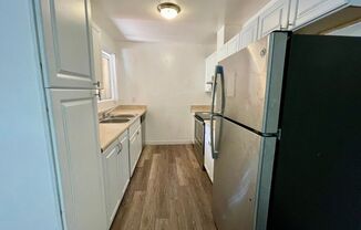 2 beds, 1 bath, 900 sqft, $2,150, Unit #53