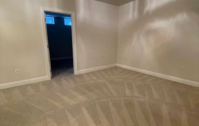 SPACIOUS TH IN CLARKSBURG