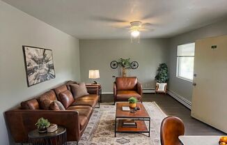 1 bed, 1 bath, $825, Unit Unit 316