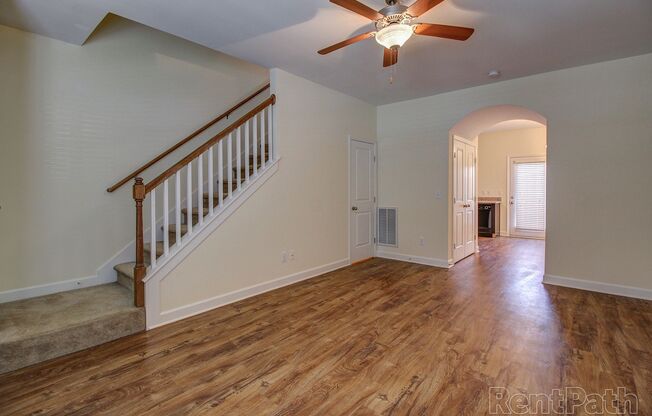 2 beds, 2.5 baths, 1,130 sqft, $1,800, Unit 3330