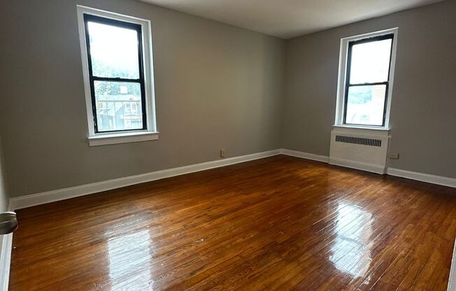 1 bed, 1 bath, 750 sqft, $1,725, Unit Apt 3P