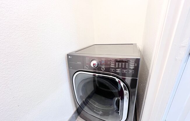 2 beds, 2 baths, $1,500, Unit # 1074