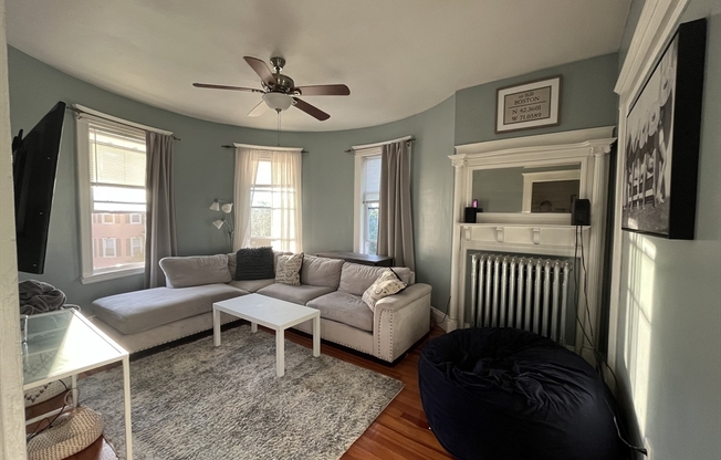 22 PLEASANT ST