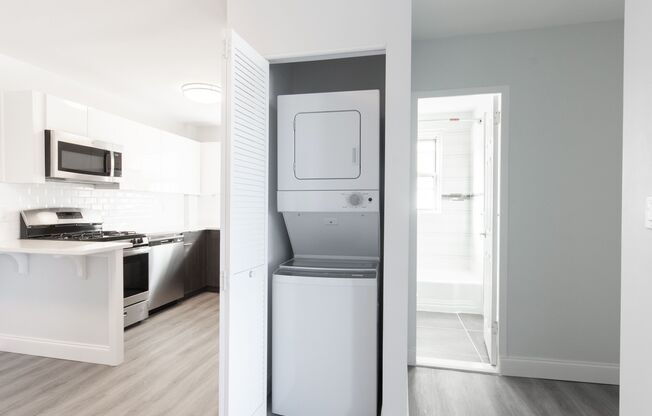 In-unit Washer/Dryer
