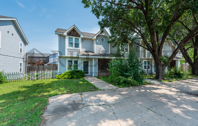 7206 4 W DOUGLAS AVE