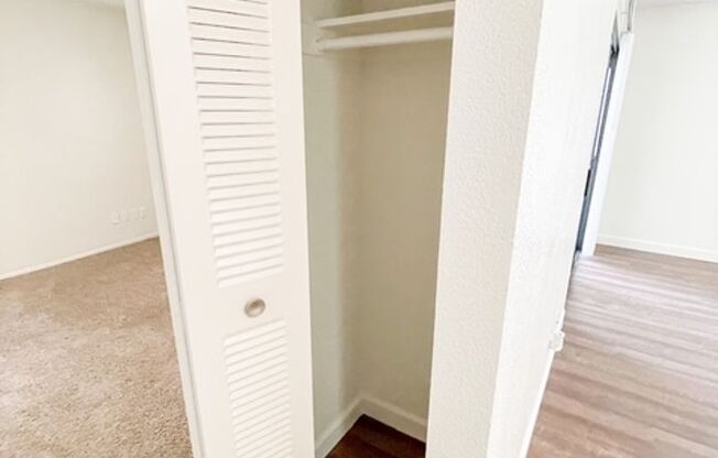 1 bed, 1 bath, 665 sqft, $1,410, Unit 1814-205