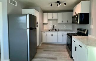 2 beds, 1.5 baths, 945 sqft, $1,750, Unit 03