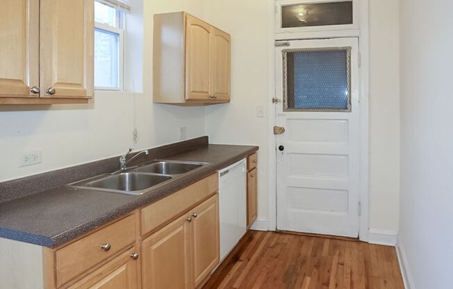 1 bed, 1 bath, 645 sqft, $2,150, Unit 3527-3