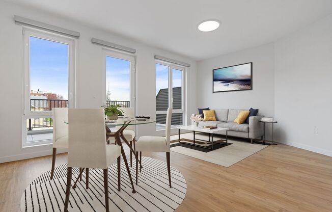 1 bed, 1 bath, 747 sqft, $2,949, Unit APT. 442