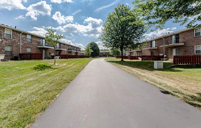 Welcome to Cambridge Square Apartments of Grand Rapids