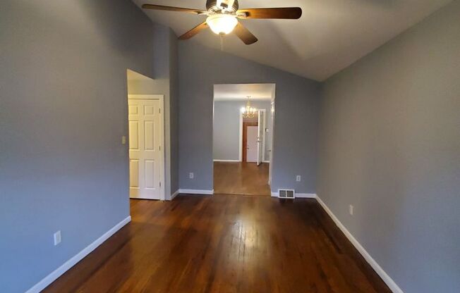 3 beds 1 bath