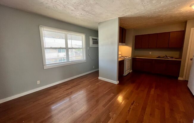 Boyd Street 4822-4826 Sahler