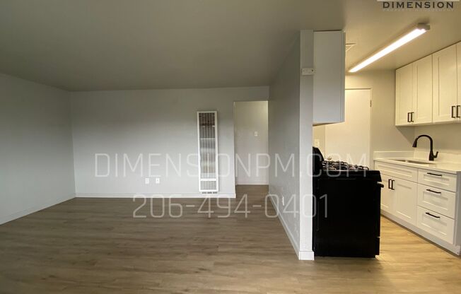 1 bed, 1 bath, 600 sqft, $1,125, Unit #8T