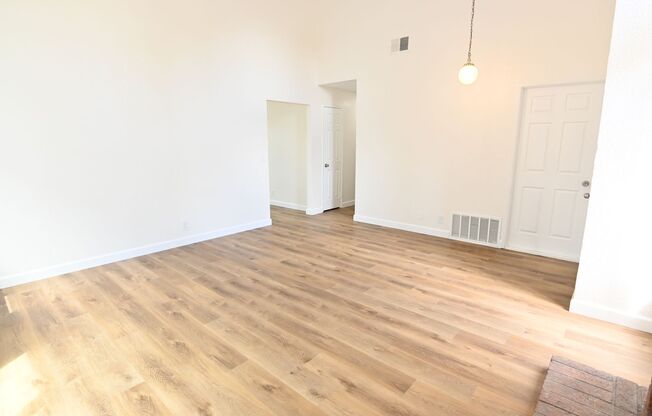 Nice Single Family House in San Jose with 2 bedrooms 2 bathrooms.  1227 Spokane Dr San Jose, CA 95122