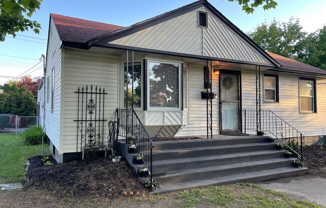 Audubon-Downriver Neighborhood 3+ bedroom, 1 bath corner lot with large, fenced yard