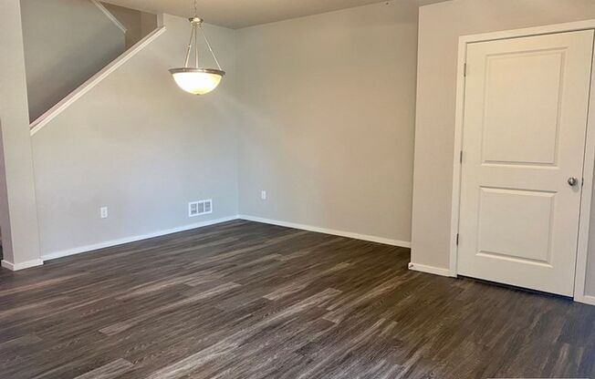 Lovely Newer Townhouse