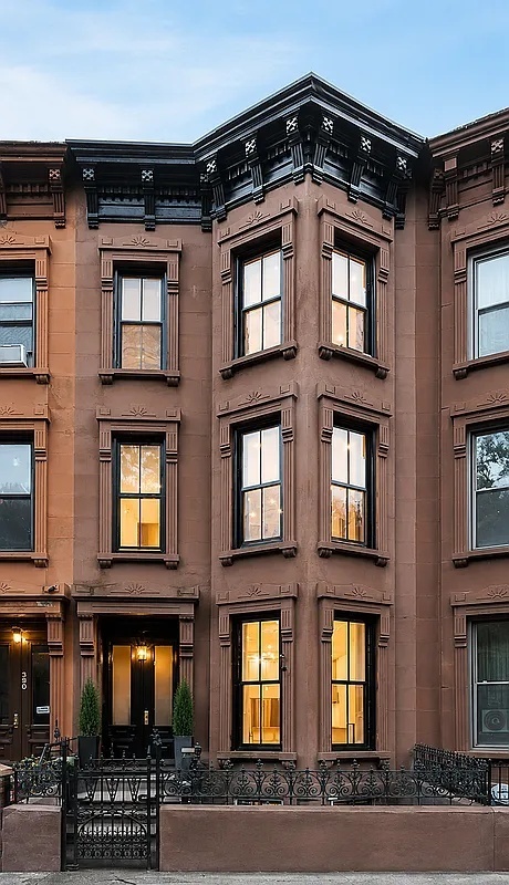 348 LAFAYETTE AVE
