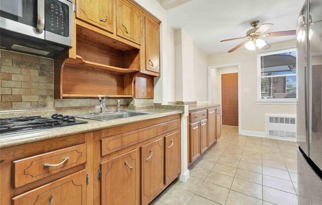 5306 GLENWOOD RD