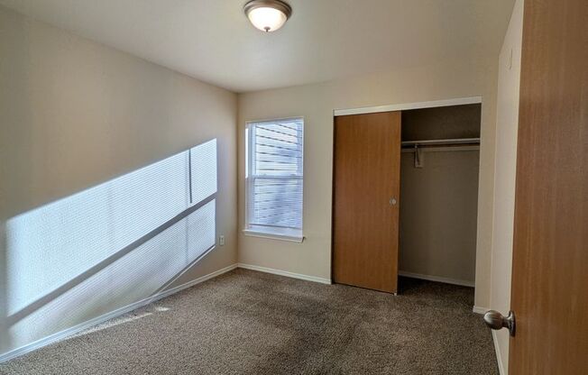 2 beds, 2 baths, 994 sqft, $1,432, Unit A101