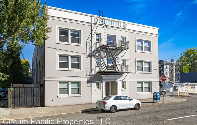 Lownsdale Apartments
