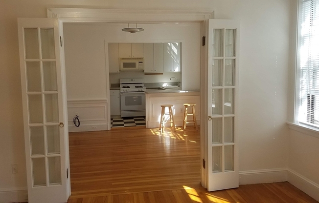 1 bed, 1 bath, 777 sqft, $2,500, Unit 6