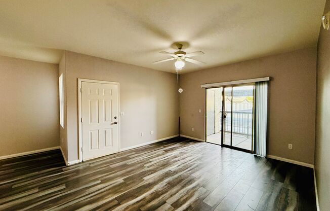 Beautiful, modern ground-floor 1 bed/1 bath condo in a gated SW community!
