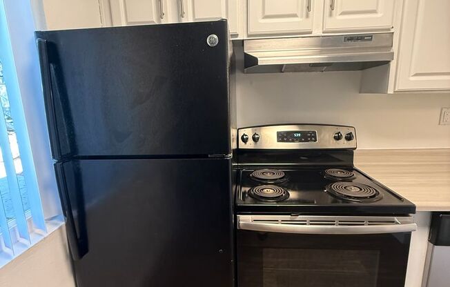1 bed, 1 bath, 436 sqft, $1,895, Unit 03