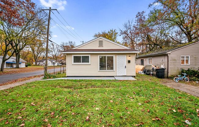 Remodeled Detroit rental available now!