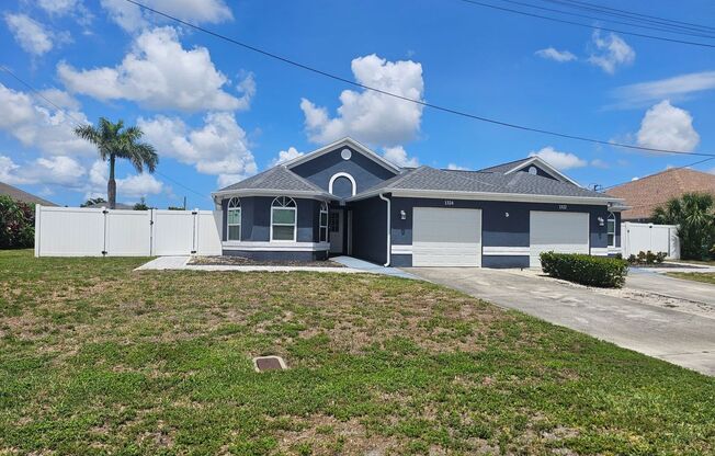 3/2/1 Duplex on the water AVAILABLE NOW! Annual Rental