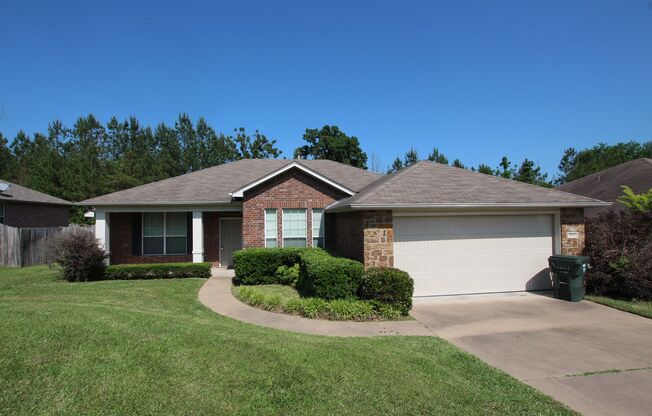 Coming Soon! 3 Bedroom 2 Bathroom Home in South Tyler!