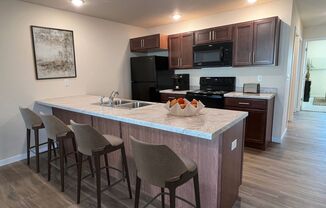 2 beds, 1 bath, 923 sqft, $1,320, Unit NI 875-40