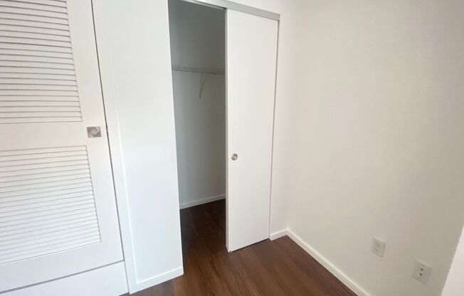 2 beds, 2 baths, 834 sqft, $2,312, Unit 403